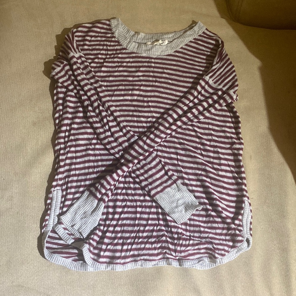 Stripped gray and maroon sweater